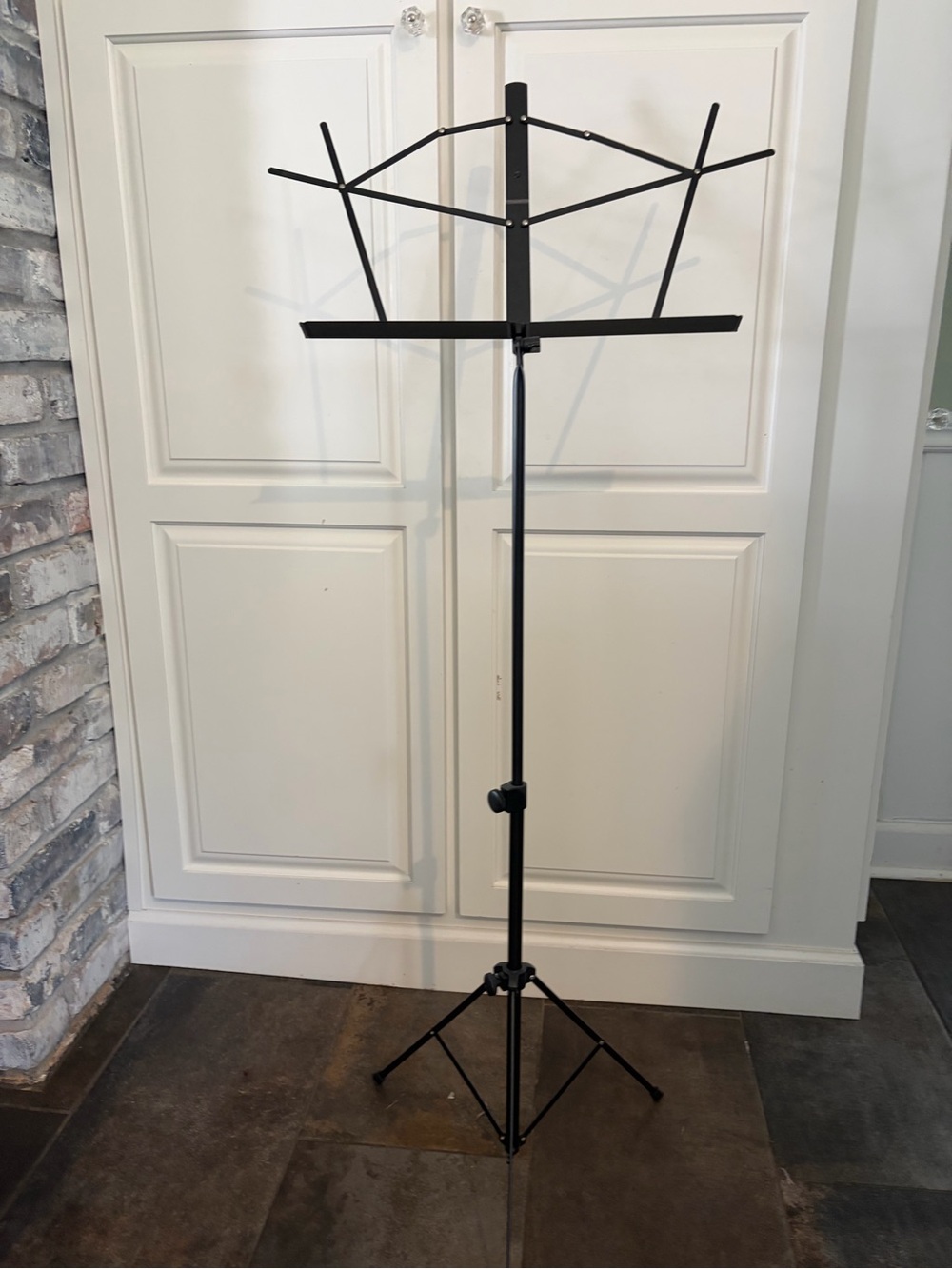 Yamaha Adjustable Black Folding Music Stand